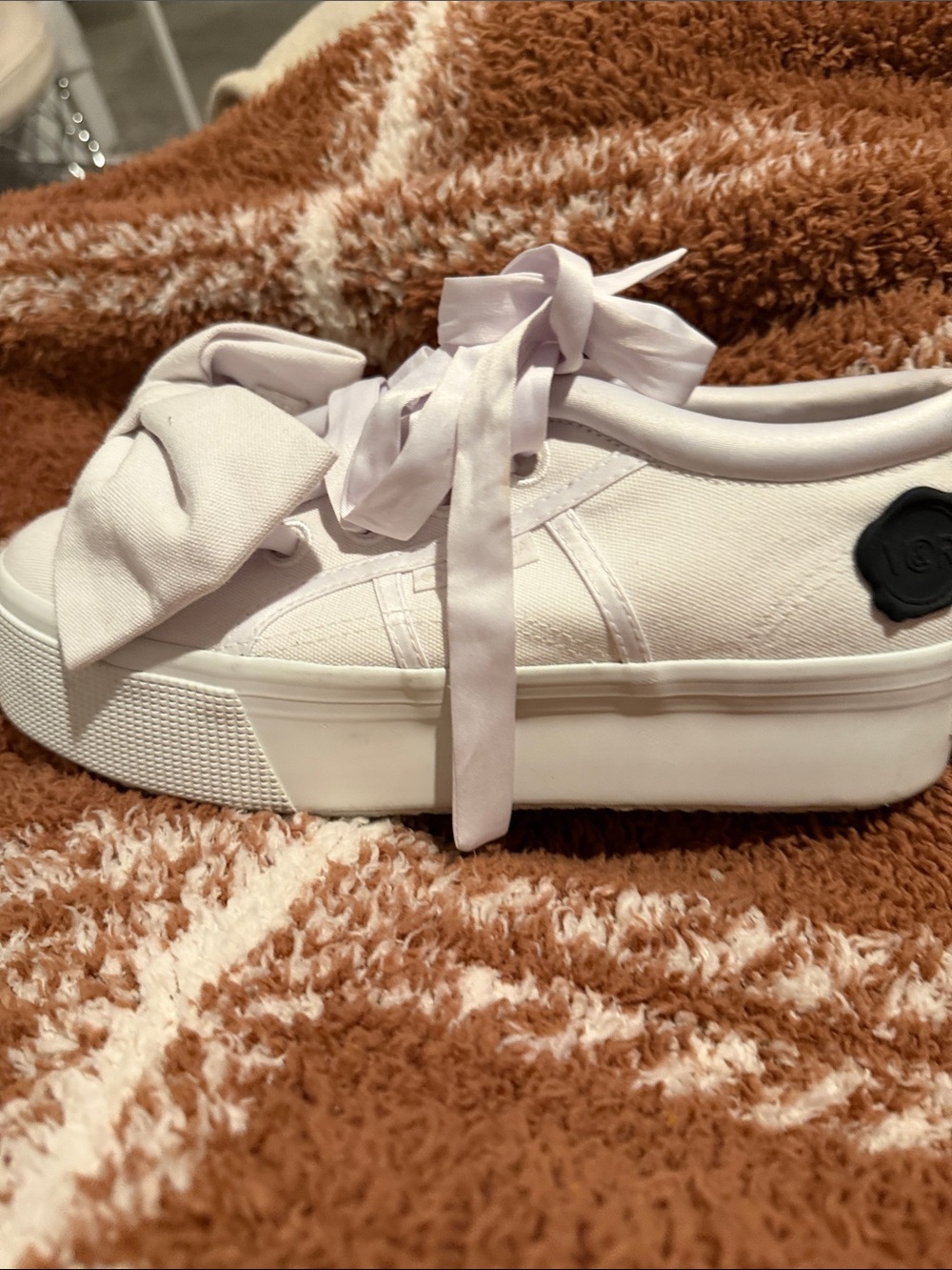 **Limited Edition** Superga x Viktor&Rolf White Bow Sneakers – Size 41 EU